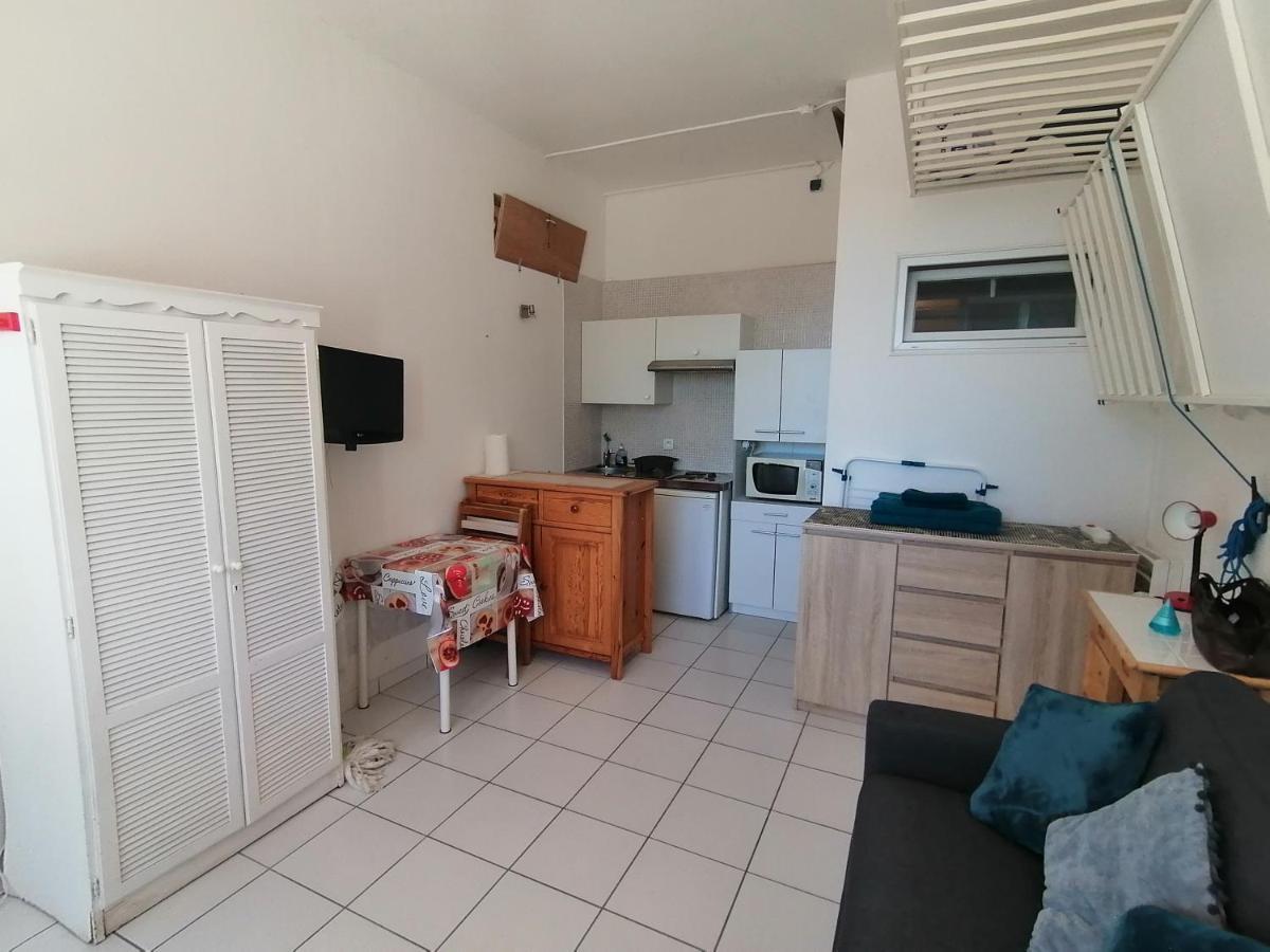 Ground Floor Studio With Access To Beach And Pool Le Barcarès Екстериор снимка