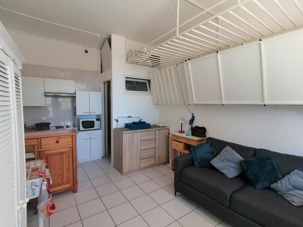 Ground Floor Studio With Access To Beach And Pool Le Barcarès Екстериор снимка